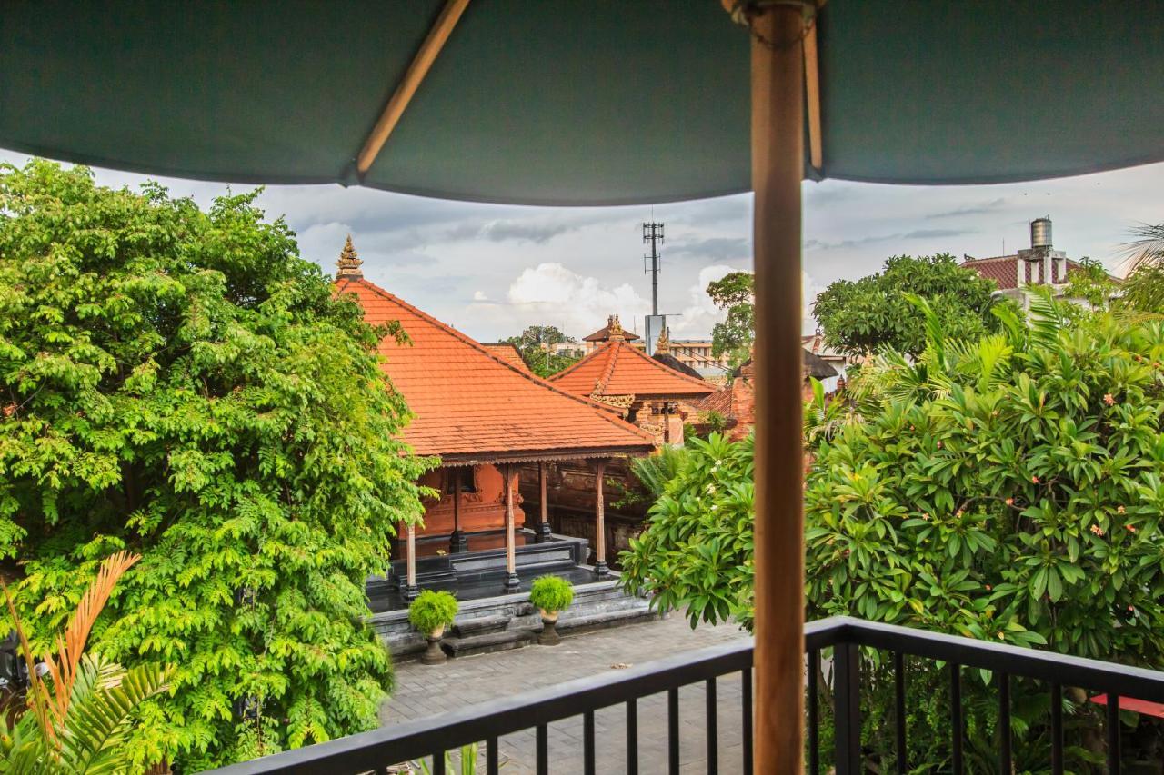 The Jero 18 Kuta Guest House Buitenkant foto
