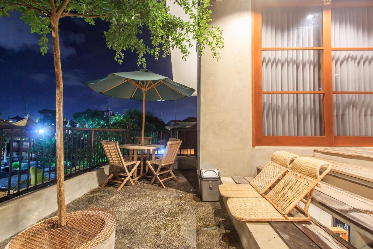 The Jero 18 Kuta Guest House Buitenkant foto