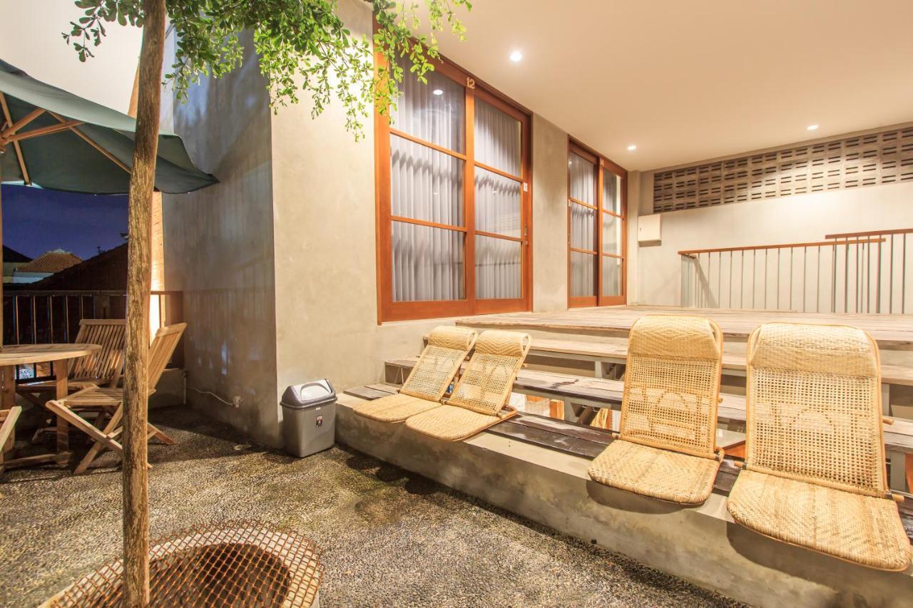 The Jero 18 Kuta Guest House Buitenkant foto