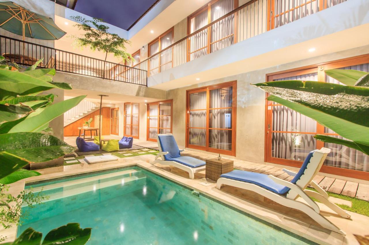The Jero 18 Kuta Guest House Buitenkant foto